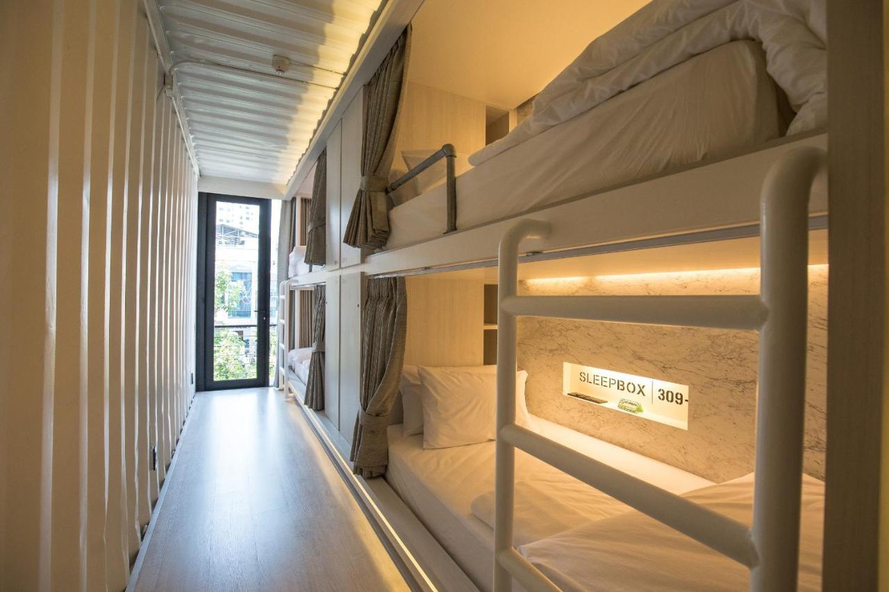 Sleep Box Sukhumvit 22 Hostel Bangkok Exterior photo